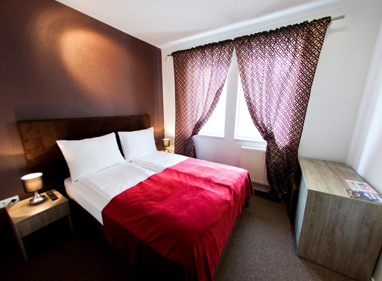 Eshe Boutique Hotel ซาราเยโว ภายนอก รูปภาพ