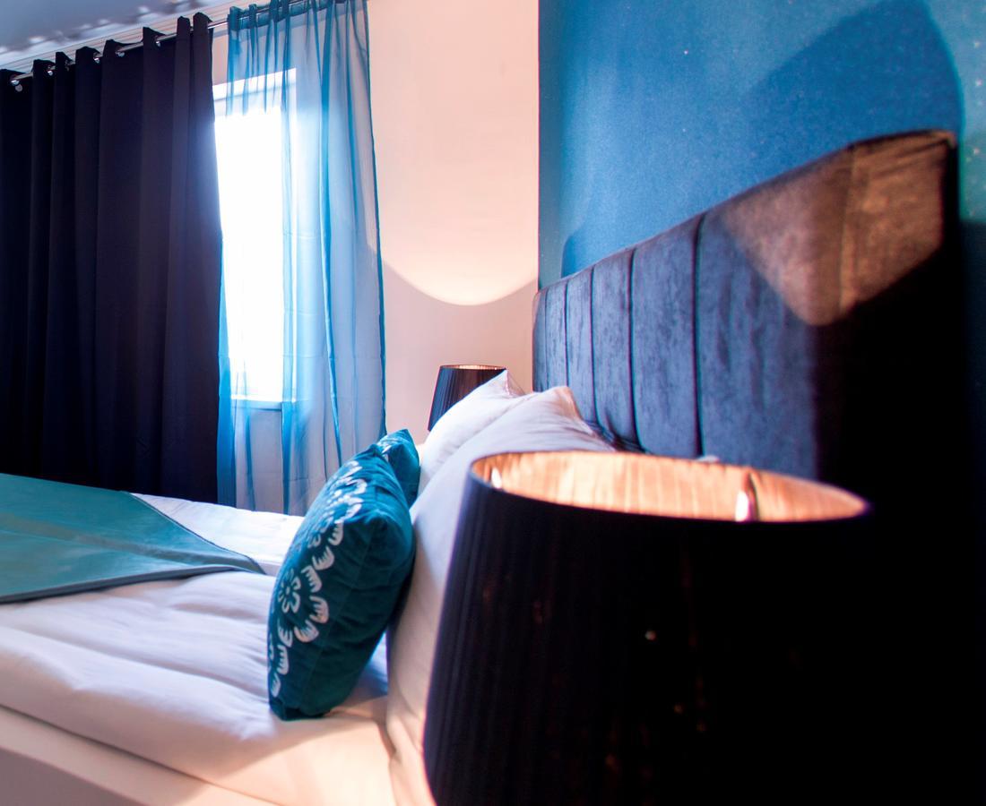 Eshe Boutique Hotel ซาราเยโว ภายนอก รูปภาพ