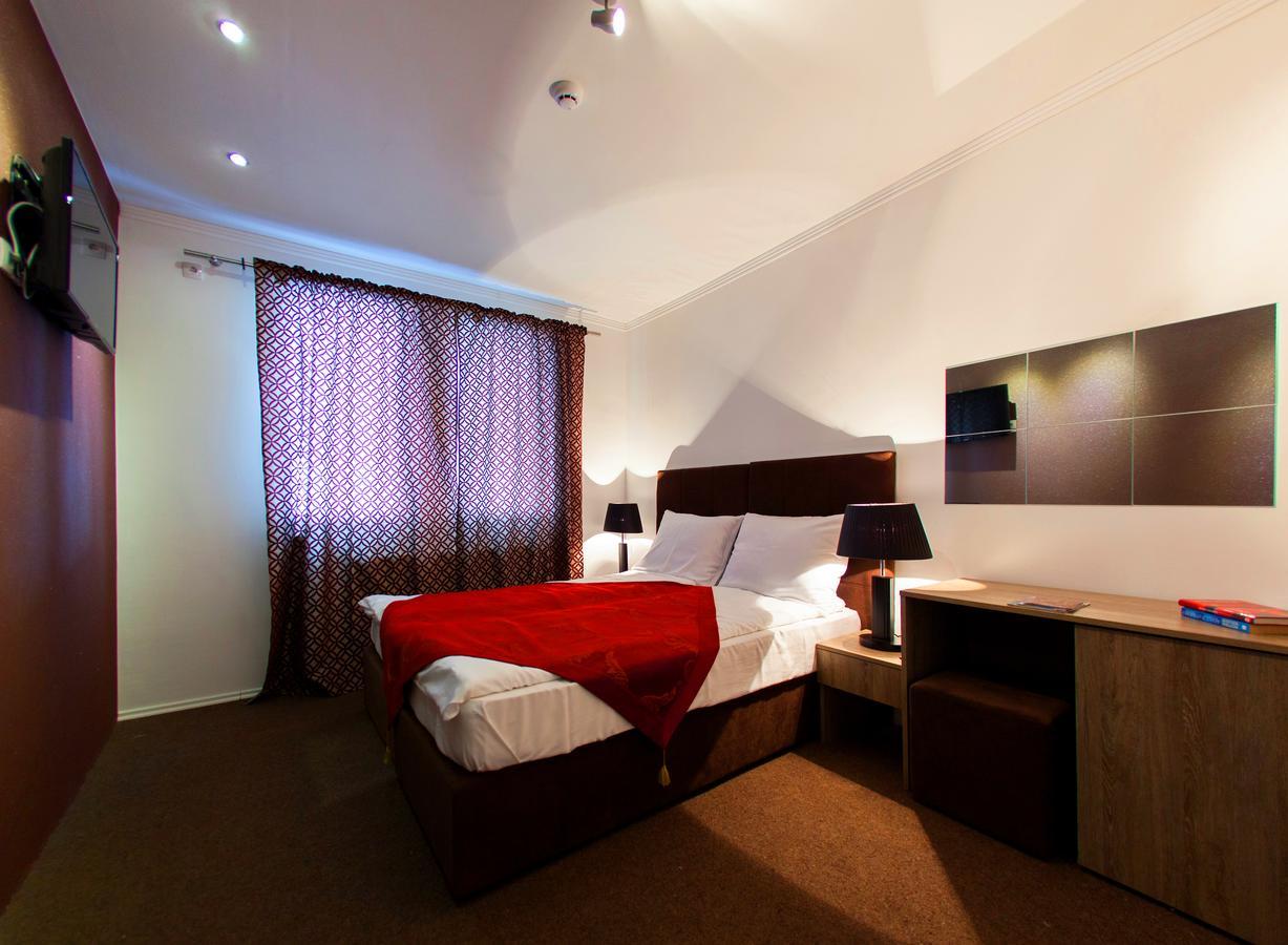 Eshe Boutique Hotel ซาราเยโว ภายนอก รูปภาพ