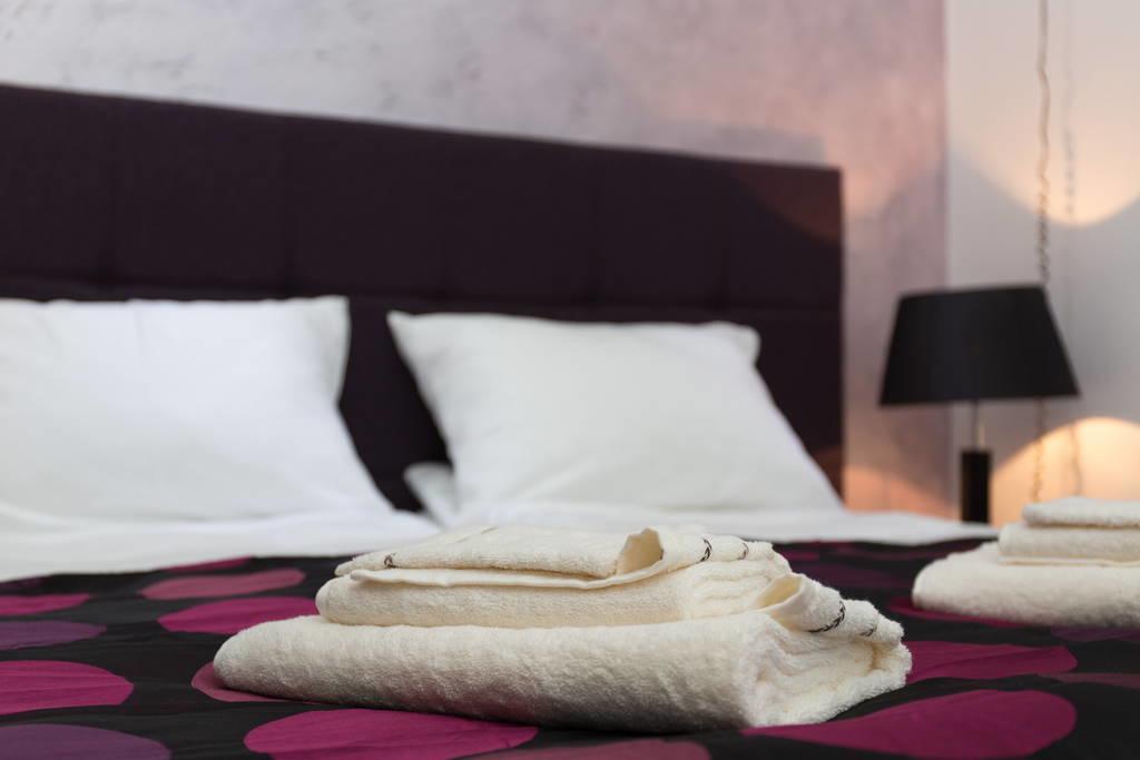 Eshe Boutique Hotel ซาราเยโว ภายนอก รูปภาพ