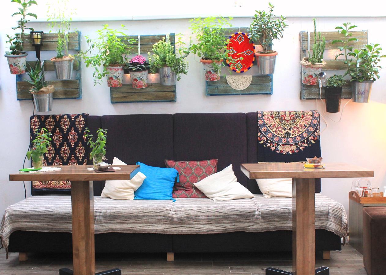 Eshe Boutique Hotel ซาราเยโว ภายนอก รูปภาพ