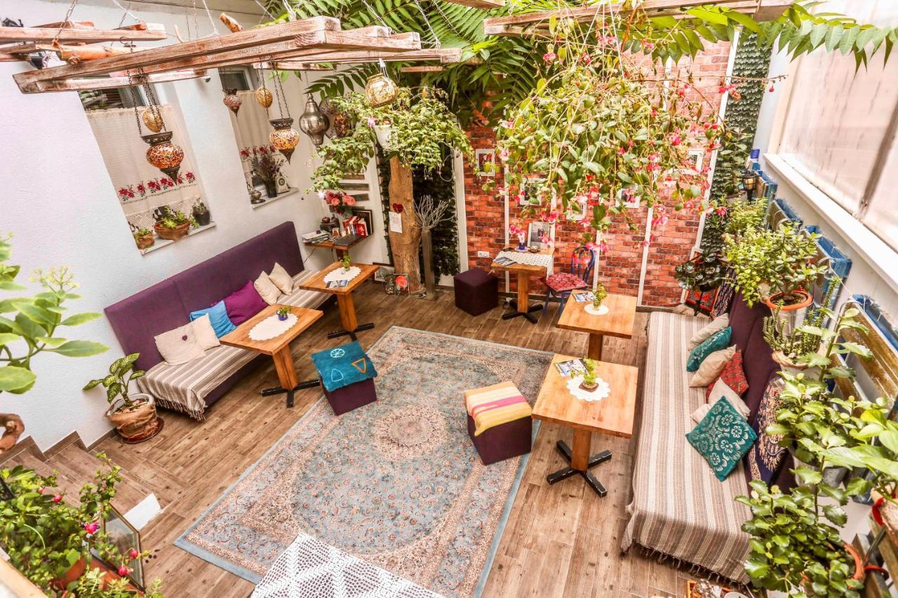 Eshe Boutique Hotel ซาราเยโว ภายนอก รูปภาพ