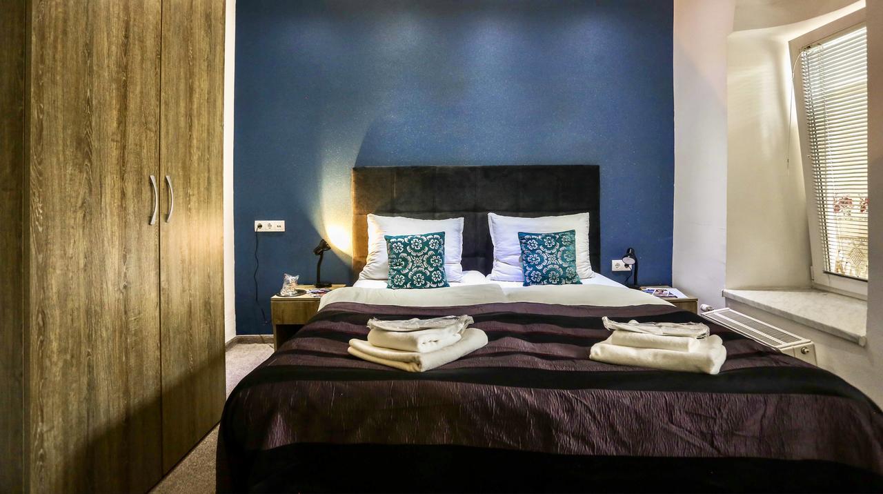 Eshe Boutique Hotel ซาราเยโว ภายนอก รูปภาพ