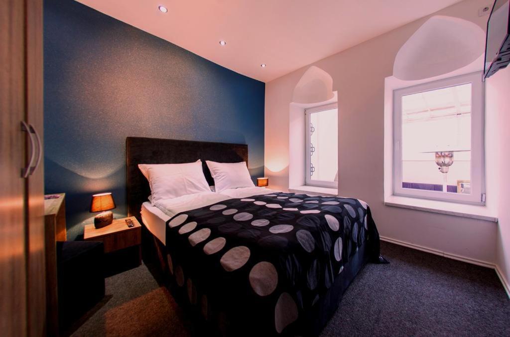 Eshe Boutique Hotel ซาราเยโว ภายนอก รูปภาพ